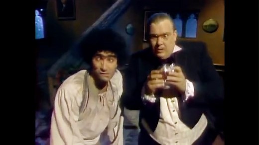 SCTV- Dr. Tongue's 3D House Of Stewardesses - Monster Chiller Horror Theater- with John Candy | Flashback Comedy Videos