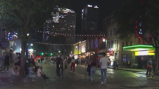 Austin continues plans to reopen Sixth Street to vehicles on weekends