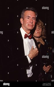 BEVERLY HILLS,CA - JANUARY 27: Actor Anthony Perkins and wife Berry Berenson attend the Seventh Annual American Cinema Awards on January 27, 1990 at Beverly Hilton Hotel in Beverly Hills, California Credit: Ralph Dominguez/MediaPunch Stock Photo - Alamy