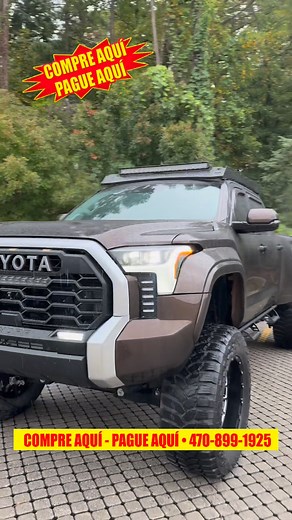  2022 Toyota tundra limited  Solo 6,000 millas — ¡como nueva!  Esta joya mantiene su garantía de fábrica y tiene un estilo que no verás en todos lados. Si estás buscando una troca exclusiva, potente y lista para personalizar, ¡yo la tengo para ti!  Búscame al (470) 899-1925 Te ayudaré a llevarte esta belleza con el mejor trato y financiamiento disponible.  | Ricardo Orozco | Facebook