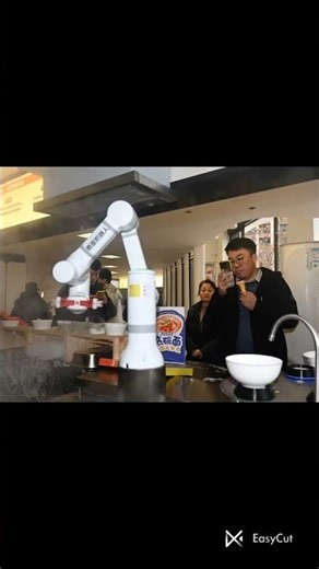 AI Robot Restaurant Opens in China 🤖🍽️ | Future of Dining?
