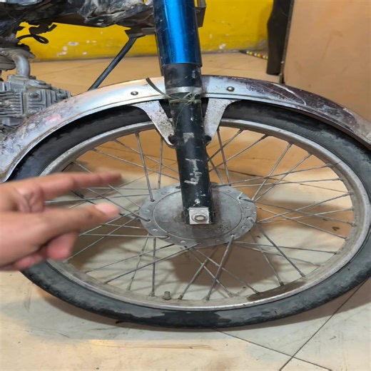 Bike Alloy Rims....! | Lahori Drives