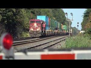 4K Canadian Pacific Train Hits The Horn 4K Video
