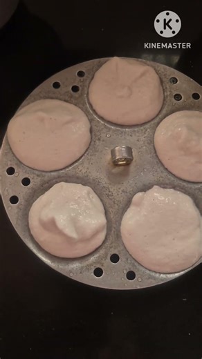 How to Make Soft Idli 😋 |Soft Idli Every Time | Idli Making Tips #nammaveetuvarieties #shorts