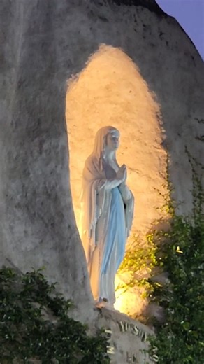 Institucional Tucumán Turismo | 🙏 HISTORIAS DE FE EN LA SUCURSAL DEL CIELO 🕯️ Miles de peregrinos compartieron su emoción y sus promesas en una nueva edición de la Fiesta... | Instagram