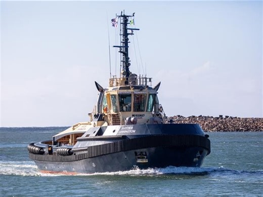 VIDEO: New TRAnsverse tug Svitzer Barrington arrives in Newcastle, Australia