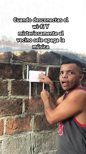 Cuando desconectas el Wi-Fi Y misteriosamente al vecino sele apágala música #viral ##shortvideo