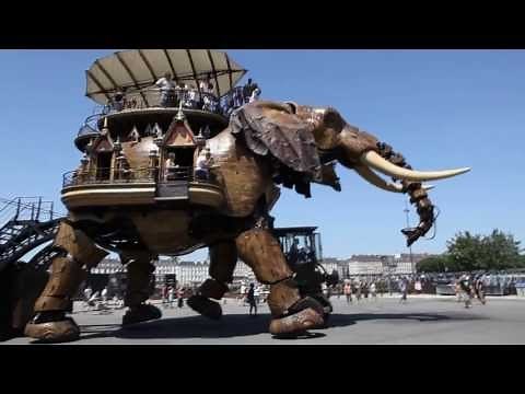 Elephant mécanique géant de Nantes