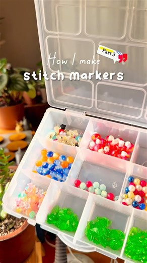 Aimy | amigurumi designer | crocheter 🇵🇭 | Sparkly stitch markers 💛 MORE DETAILS HERE: Materials used: beads, flat pin, earring hoop, and jump ring 1. Simply secure beads on flat... | Instagram