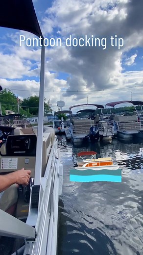 Pontoon Docking Tips for Easy and Smooth Boat Docking