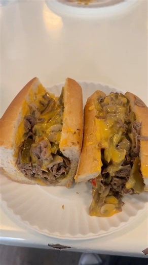 Harrisburg’s BEST Kept Secret Cheesesteak?! 🔥 First Bite at The Jackson House | CHUG & CHOW