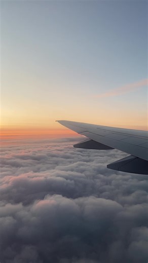 Fra den smukkeste flyvetur hjem fra Costa Rica🧡💛 #sunset #solnedgang #flying #summer #vacation