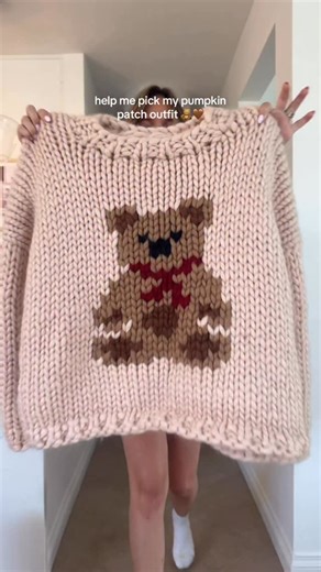 41K views · 930 reactions | The ultimate chunky knit bear sweater ~ a true work of craftsmanship, handmade by our talented team of knitters in Northern Ireland from the finest 100% merino wool. Styled by @ali.knutson. Available to order at hopemacaulay.com 笠 | Hope Macaulay | Facebook