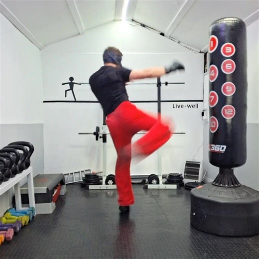 3 comments | Make training instinctual!  In my training, I like to change my variables to make other aspects of my body work harder. Keep practicing until you don't have to think too much about what you're trying to do. Be a human-being, not always a human-thinking  | Live-well Personal Training | Facebook