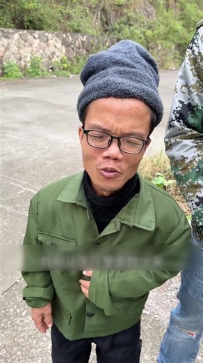 4K views · 104 reactions |  Un padre enfermo ruega al jefe que no despida a su hijo  #TransmitirCalorHumano #ElAmorDeLosPadresEsComoUnaMontaña | Bub Hub & Company, JHB | Facebook