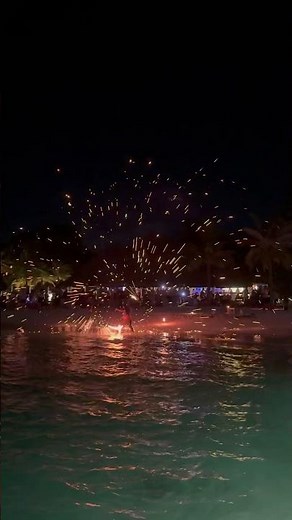 🔥 Dancing with Fire: A Mesmerizing Performance You Can’t Miss!