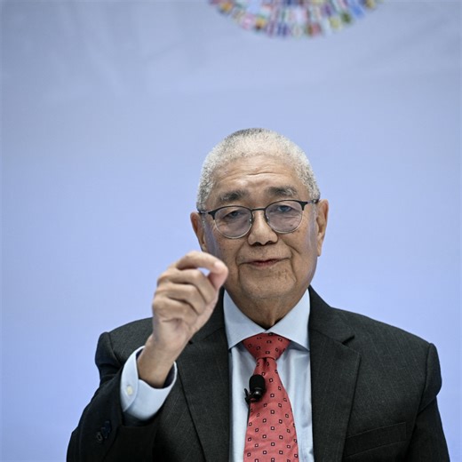 Philippine Central Bank Cuts Rates Again as Economy’s Outlook Withers