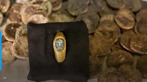 Israeli archaeologists find hidden treasures in shipwrecks