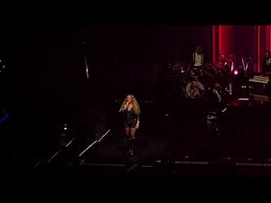 "Touch My Body" - Mariah Carey Live in Manila 2025 [4K] | trina.ph