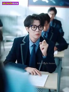 310K views · 5.9K reactions | Anh Chàng Ngốc Học D ố=t Nhất Lớp Bị Thầy Giáo Coi Thường, Ai Ngờ Là Tỷ Phú Thế Giới Tương Lai #ngôntình #tổngtài #phimtrungquoc #reviewphim #tómtắtphim #reviewphimhay #dieuthuyenreview #vietsub #tongtai #vietsub #thuyetminh | Điêu Thuyền Review | Facebook