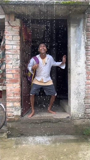 বর্ষার দিনে ক্ষ্যাপা স্কুলে যাবে না তাই বাবা কি করলো 😂 | Comedy Bengali Short Video || #shorts