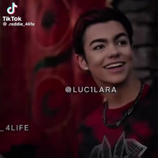 my bf @Rainbow dash and her friends🩷 as Victor and my besty @DrDrewMemes. as Vargas 🥰🥰🥰