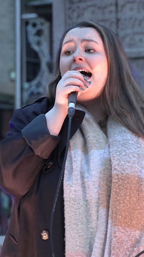 Jazz vocalist Kirsty Ward performing the song 'At Last' by Etta James in Paisley, Scotland. This was on on Thursday 26th October 2023 when Kirsty was performing by the Cenotaph to entertain crowds during the Paisley Halloween Festival. Kirsty Ward (K.ir.sty on socials) is a young Jazz Vocalist and singer/songwriter based in Glasgow. #paisley #Renfrewshire #scotland #paisleyhalloween #halloweenfestival2023 #livemusic #kirstyward #jazzvocalist #rhythmandblues #singersongwriter #singers #musicvideo