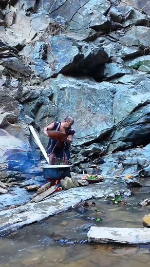 Giant Eels Recipe - Eels Porridge Tribal Food - Presence of People in The Tribe - Dwarf Food #cooking #food #dwarffood | Collection