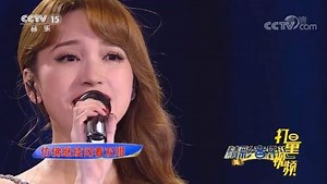 金莎现场演唱一首《被风吹过的夏天》，真是太怀念了