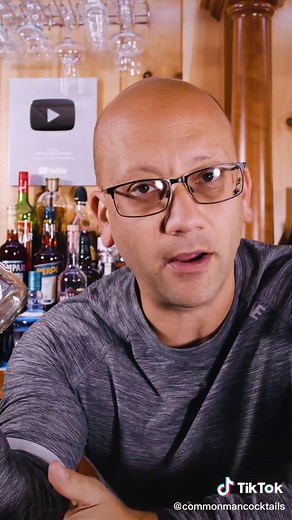 How Long Does Simple Syrup Last? #cocktails #drink #sugar #fyp #foryoupage #tiktoktaughtme #cmcocktail #bartender #homebar #homebartender