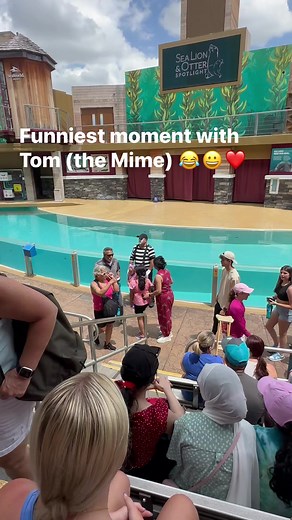 588K views · 9.1K reactions | Funny moment #comedy #funnyvideos #reelsfb #trendingreels #reels2023 #mime #reelsfb #reels #lovemime #hilarious #funny | Punker Vlog | Facebook