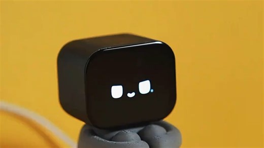 AFOO!阿福丨阿福陪你每一天#AFOO阿福 #车载机器人 #汽车摆件 #车载好物 #电子宠物