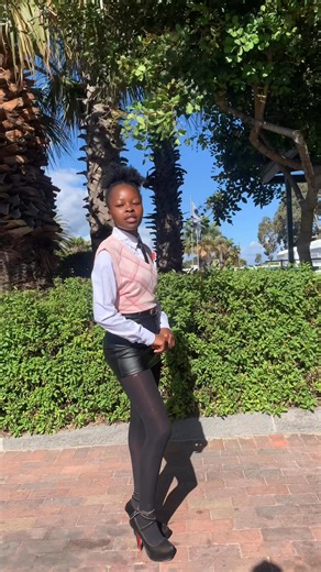 1.5K views · 168 reactions | #model #reelschallenge #modeling | Ayanda Nkqayini | Facebook