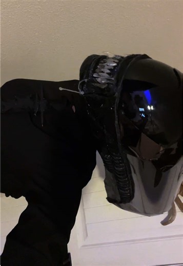 I feel it I like it I know it can’t be wrong 🕺 #alien #xenomorph #aliens #xenomorphcosplay #facehugger