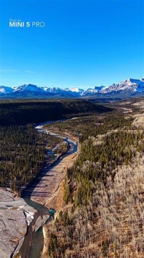 POV: You’re flying in the Rocky Mountains🏔️