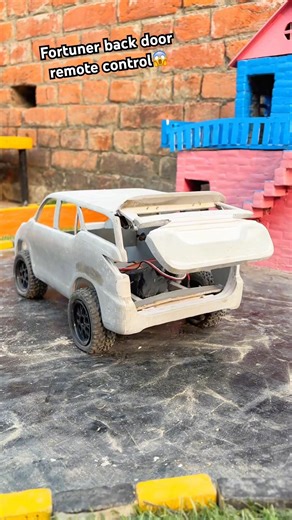 Fortuner back door remote control😱 #fortuner #minivlog #dailyvlog