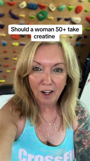 Ladies, did you know that creatine is a game-changer for women over 50? It's not just for bodybuilders! Creatine helps improve muscle strength, energy levels, and cognitive function, making daily activities easier and boosting your overall health. Worried about getting bulky? No need! Creatine won't make you big and muscular; it simply enhances your body's natural strength and endurance. Give it a try and feel the difference! 💪 #HealthyAging #StrongWomen #creatinebenefitsforwomen #creatine #wom
