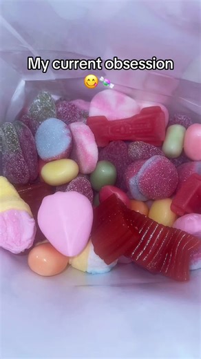 These are so good😋! #foryoupage #candyreview #currentfavorites