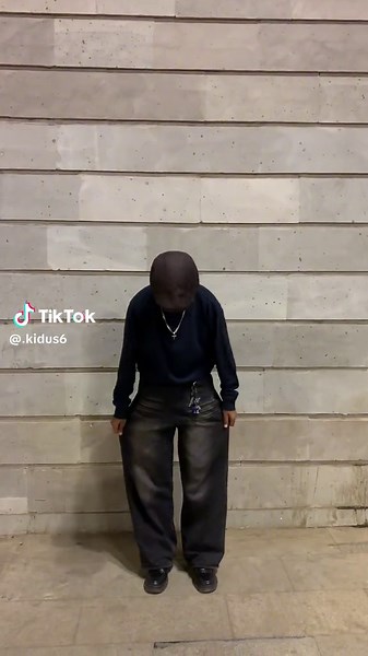 Unique Fashion Insights for Models and Creators