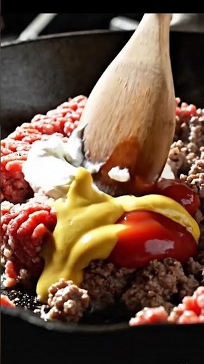 Creamy Skillet Cheeseburger Dip Recipe! (Easy & Cheesy) 🤤