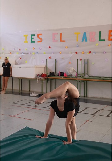 Canary Islands Dancers Showcase Their Moves | The Rybka Twins