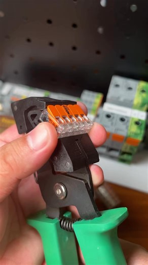 Chris on Instagram: "Operation Tools for Installation WAGO 221 Series Wire Connectors #wago #wireconnectors"