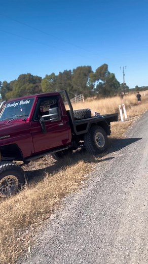 Tray✔️Canopy setup loading…#shedlife #fyp #4wd247 #1hztheworld #customtray #75series #carsoftiktok #35s #patrol#landcruiser