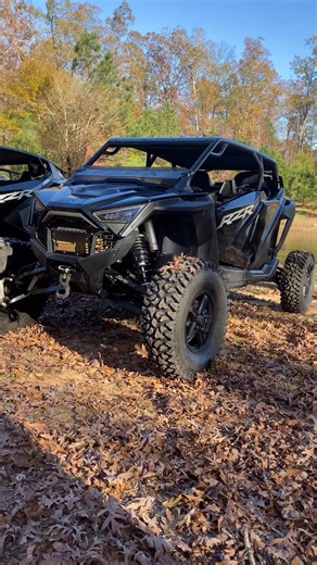 Dropping the 50’s and mud to throwing on some High Lifter Products Roctane T4 35’s and rock crawling😳 VIDEO GOES LIVE AT 5! *ignore us talking* #bottomlesstrailstv #texas #mud #riding #rock #trails #trees #sendit #offroad #polaris #pro #xp #water #goodtimes Blake Prince | Bottomless Trails TV