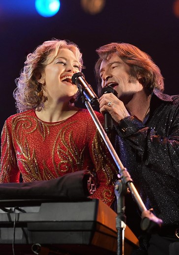 Song Sung Blue - Stream: Jetzt Film online anschauen