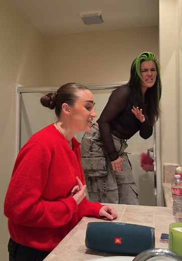 Cover of Sia's 'Elastic Heart' - Powerful Performance