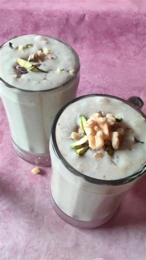 Chickoo Shake at Home | Healthy Sapota Milkshake Recipe | No Ice Cream Needed