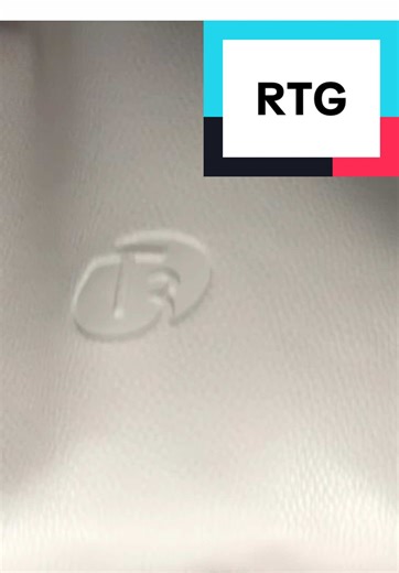 Stylish Inverted Curls with Julie's Curlers