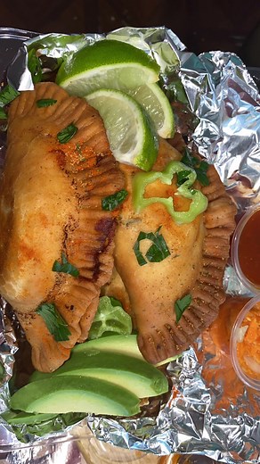 Lets make some Haitian Patties with me😋 #haitiantiktok #fyp #haitian #haitianfood #haitianfyp #foodie #foodtiktok I dont own the rights to the music Music: Dimpling -Stylo G