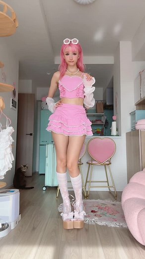 Mikan ☆♪ みかん on Instagram: "Swimsuits & shoes are all @vina.of.the.valley "